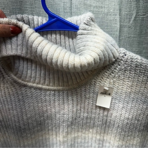 GAP Oversized Chunky Knit Turtleneck Sweater Women's XL Striped Gray Ivory - Picture 4 of 10
